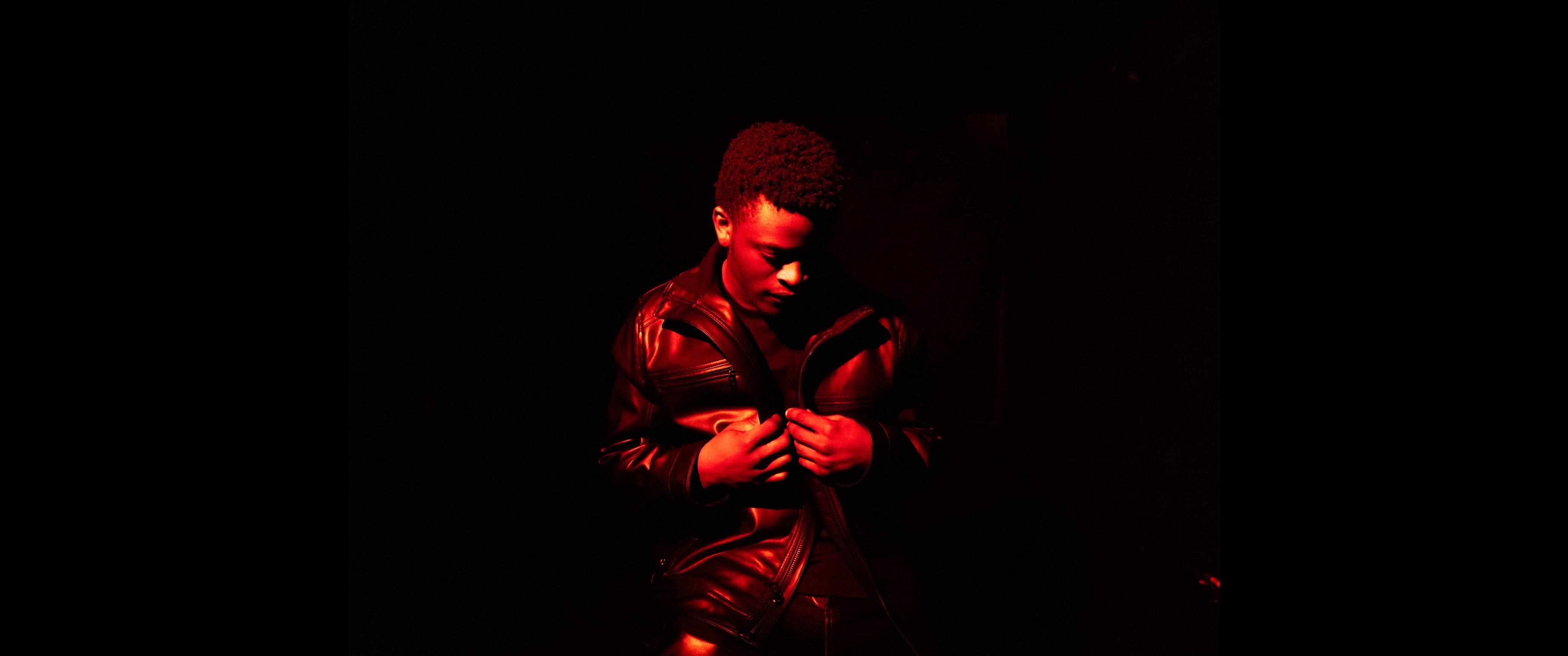 Kiss Me (Muah) - TeeStixx